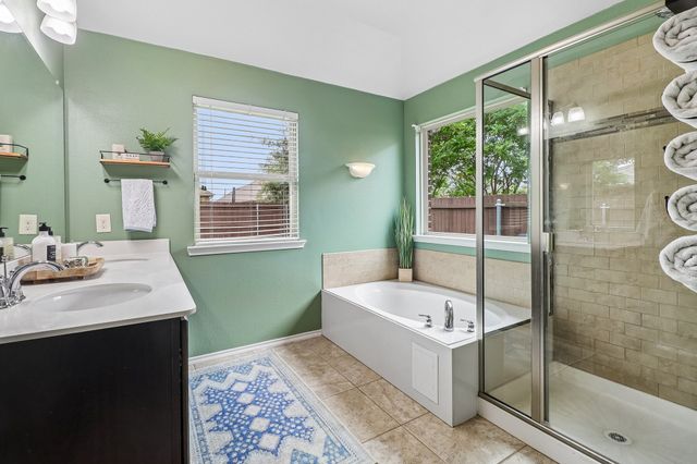 204 Rugby Lane, Mckinney, TX 75072