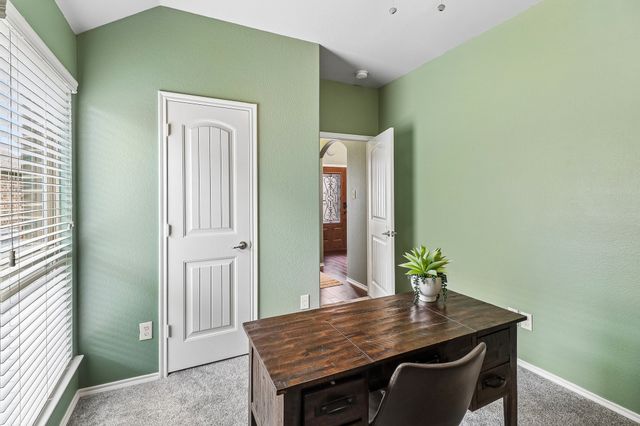 204 Rugby Lane, Mckinney, TX 75072