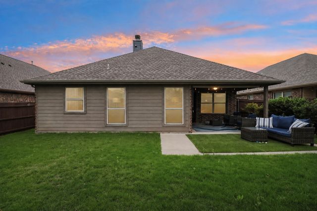 204 Rugby Lane, Mckinney, TX 75072