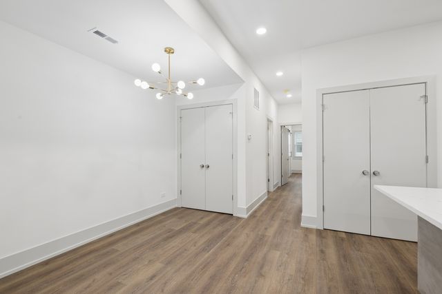 2719 W St Georges Court 1, Chicago, IL 60647