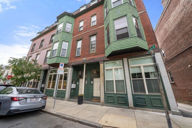 805 E 4th St 1, Boston, MA 02127