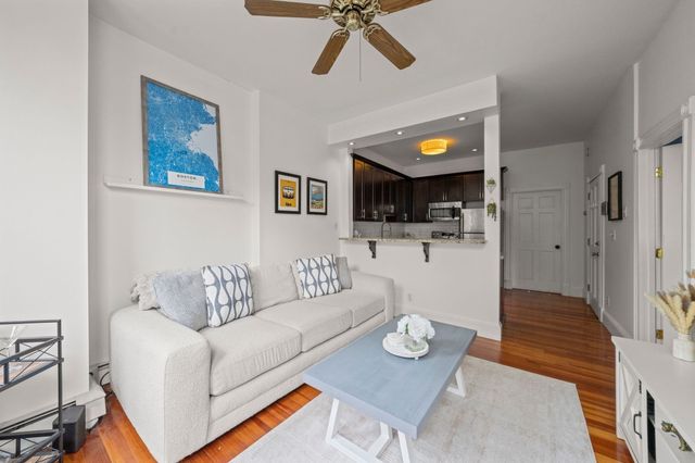 805 E 4th St 1, Boston, MA 02127