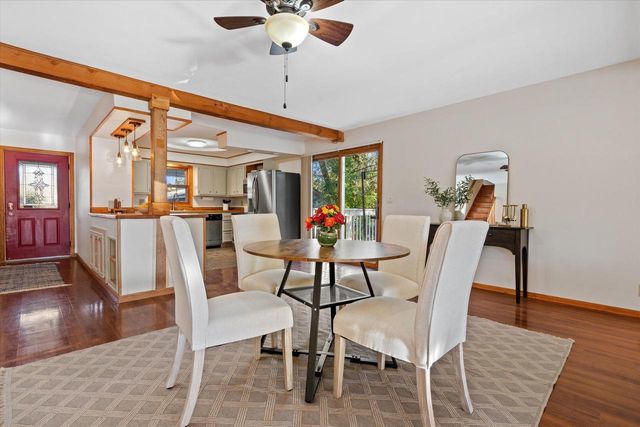 12763 N East Shoreland DRIVE, Mequon, WI 53092