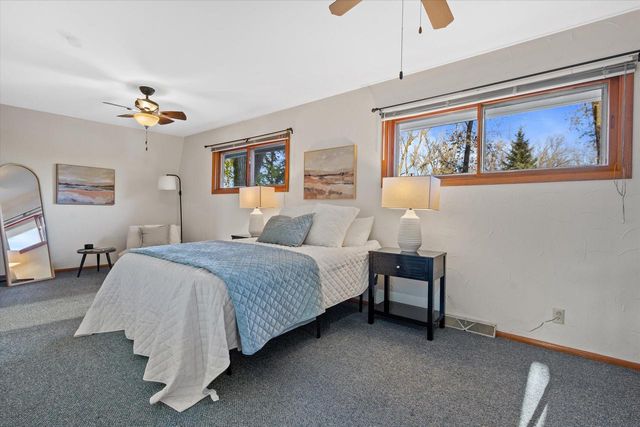 12763 N East Shoreland DRIVE, Mequon, WI 53092