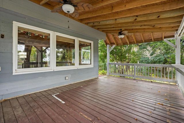 12763 N East Shoreland DRIVE, Mequon, WI 53092