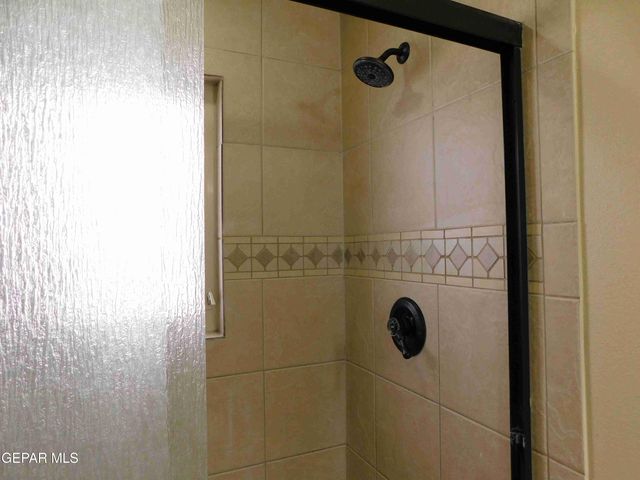 4529 Hugo Reyes Drive, El Paso, TX 79938