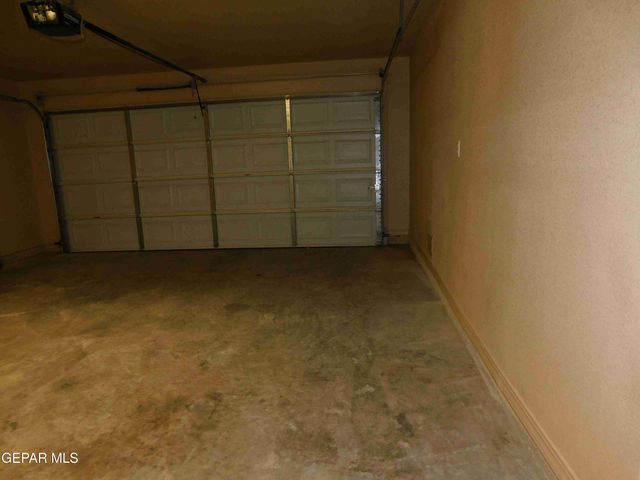 4529 Hugo Reyes Drive, El Paso, TX 79938
