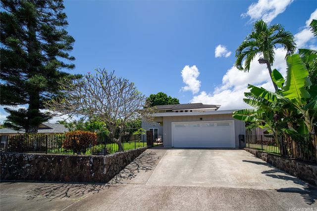 94-045 Hokupalemo Street, Mililani, HI 96789