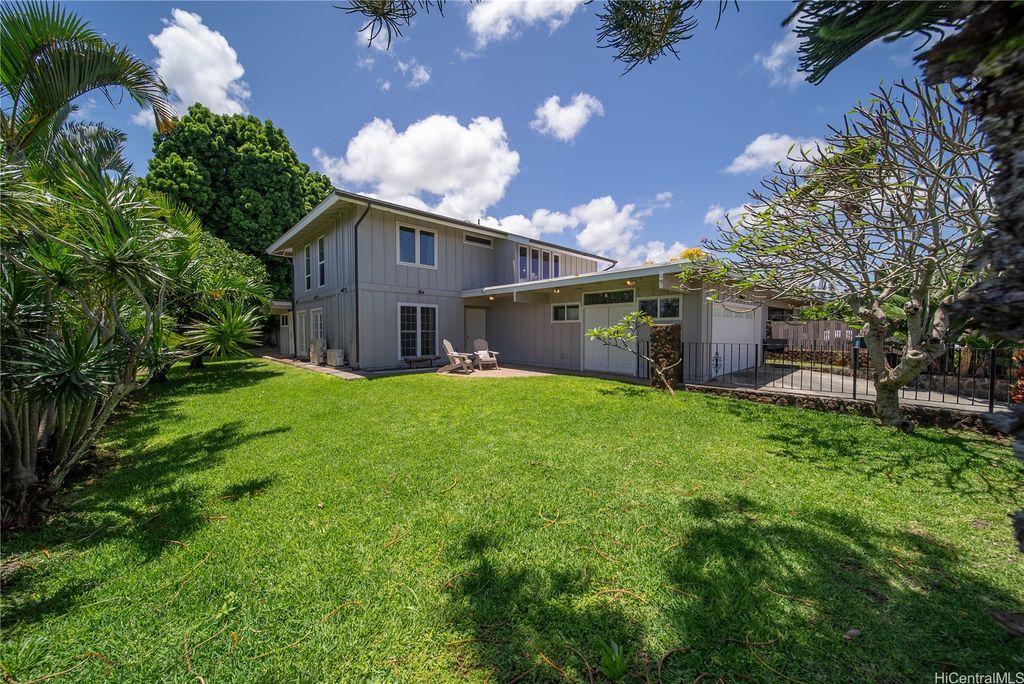 94-045 Hokupalemo Street, Mililani, HI 96789