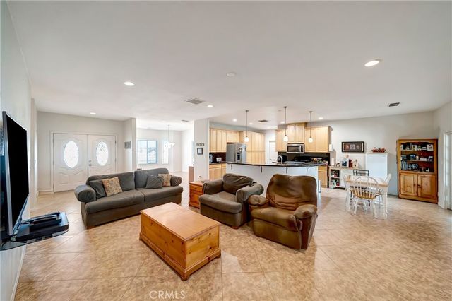 7306 W Avenue A8, Lancaster, CA 93536