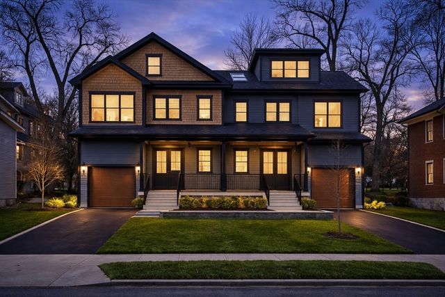 82-84 East Side Pkwy 82, Newton, MA 02458