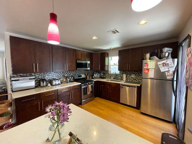 4743 60th Street, San Diego, CA 92115