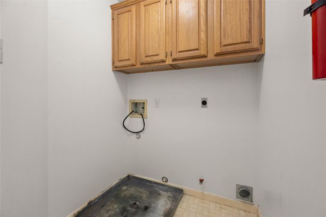 1209 Comanche Street, Deer Park, TX 77536