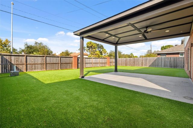 1209 Comanche Street, Deer Park, TX 77536