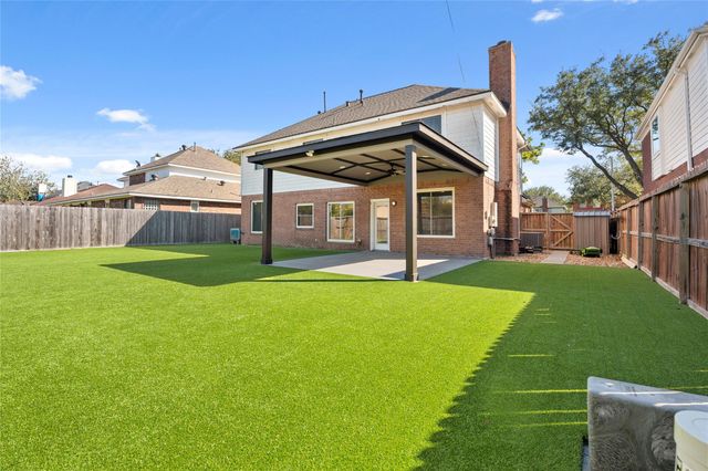 1209 Comanche Street, Deer Park, TX 77536