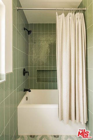 6162 Strickland Avenue, Los Angeles, CA 90042