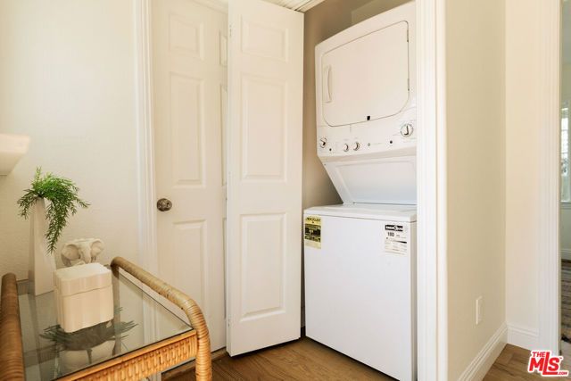 6162 Strickland Avenue, Los Angeles, CA 90042