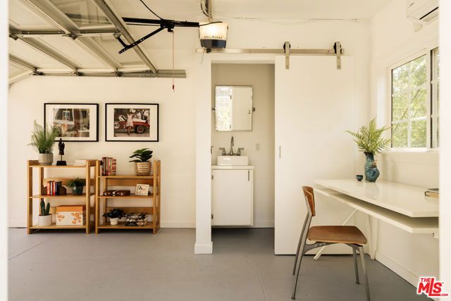 6162 Strickland Avenue, Los Angeles, CA 90042
