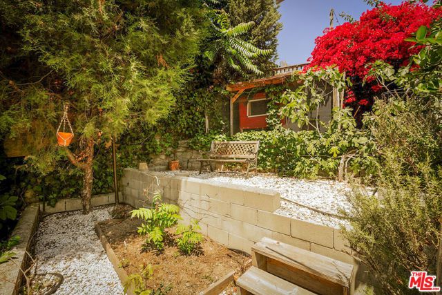 6162 Strickland Avenue, Los Angeles, CA 90042
