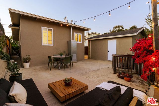 6162 Strickland Avenue, Los Angeles, CA 90042