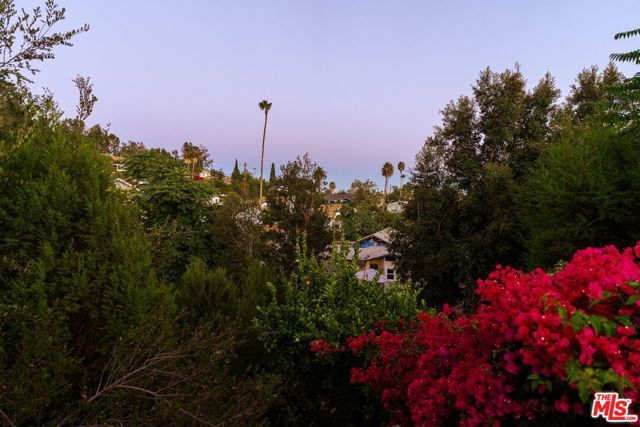 6162 Strickland Avenue, Los Angeles, CA 90042