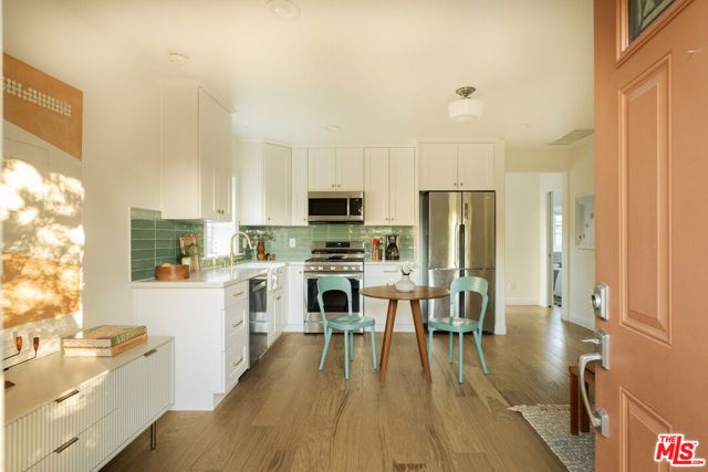 6162 Strickland Avenue, Los Angeles, CA 90042