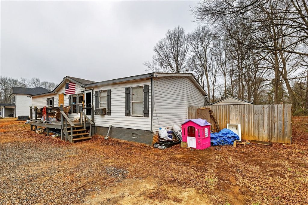 3005 Lullwater Drive, Anderson, SC 29624