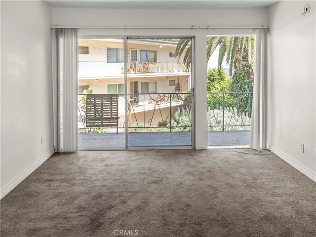 3605 Stephen M White, San Pedro, CA 90731