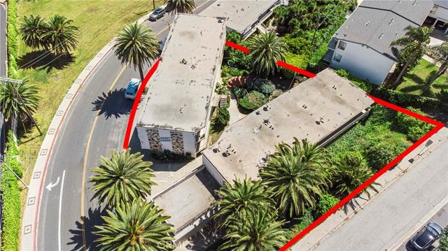3605 Stephen M White, San Pedro, CA 90731