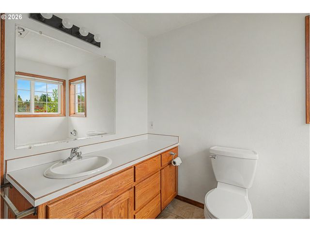 2520 Nw PINEHURST Dr, Mc Minnville, OR 97128