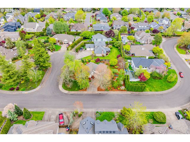 2520 Nw PINEHURST Dr, Mc Minnville, OR 97128