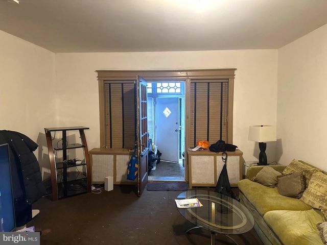 162 E TULPEHOCKEN ST, Philadelphia, PA 19144
