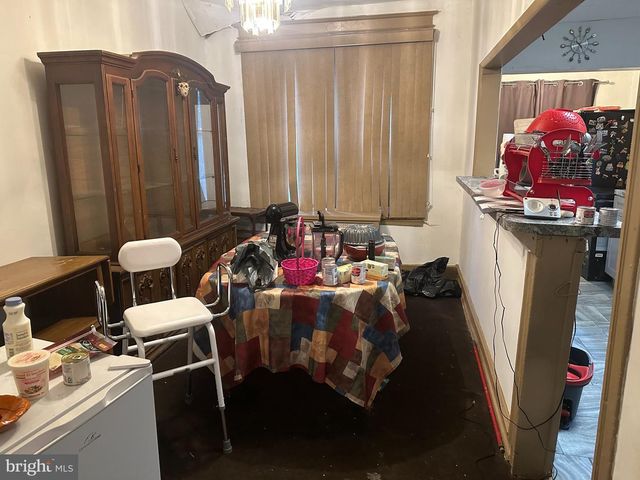 162 E TULPEHOCKEN ST, Philadelphia, PA 19144