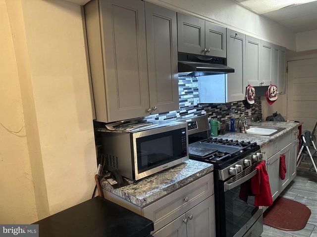 162 E TULPEHOCKEN ST, Philadelphia, PA 19144