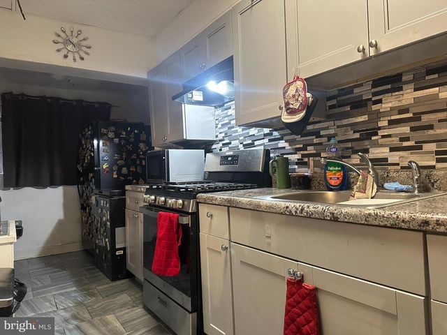 162 E TULPEHOCKEN ST, Philadelphia, PA 19144