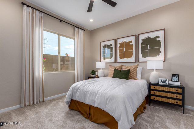 10626 S 48TH Glen, Laveen, AZ 85339