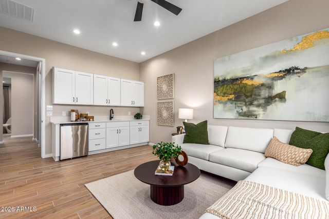 10626 S 48TH Glen, Laveen, AZ 85339