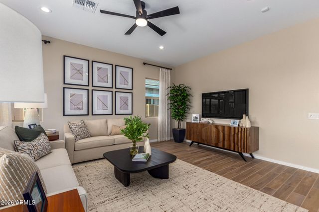 10626 S 48TH Glen, Laveen, AZ 85339