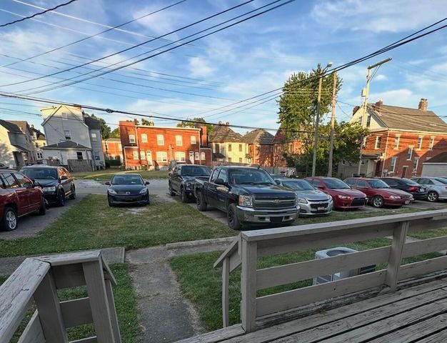 1374-1376 Indianola Avenue, Columbus, OH 43201