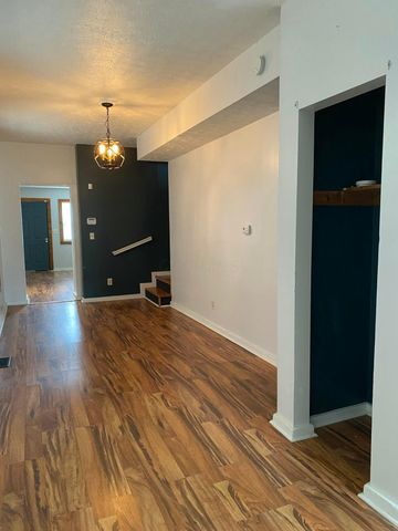 1374-1376 Indianola Avenue, Columbus, OH 43201