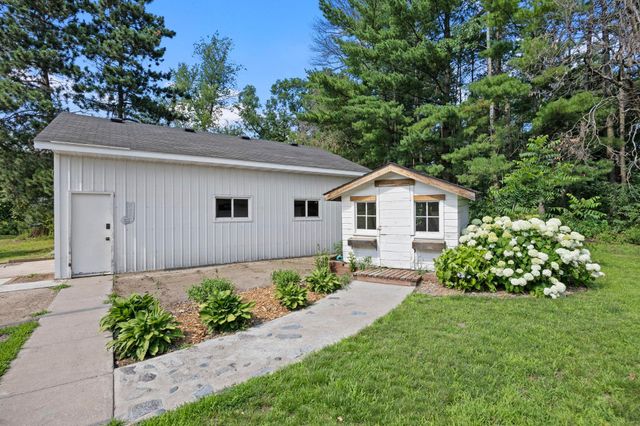3097 325th Avenue NW, Cambridge, MN 55008