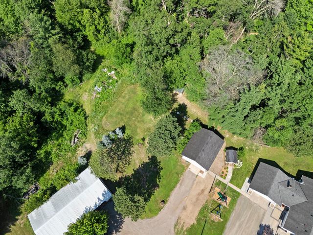 3097 325th Avenue NW, Cambridge, MN 55008