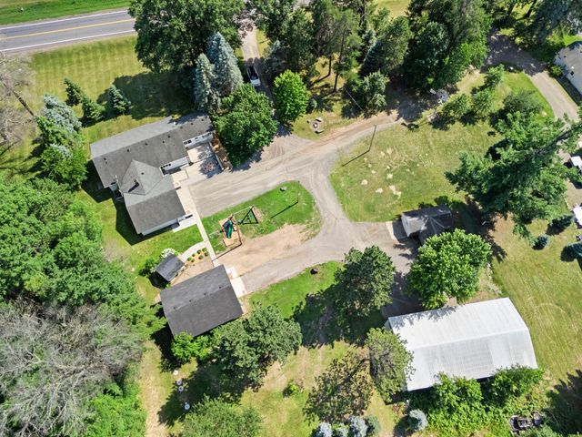 3097 325th Avenue NW, Cambridge, MN 55008