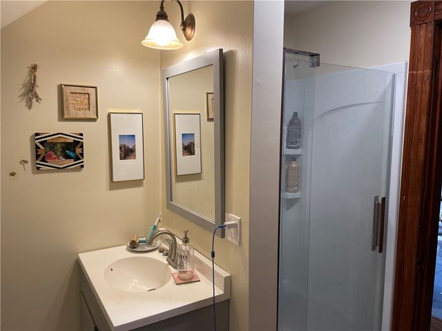 121 Rutherglen Avenue, Providence, RI 02907