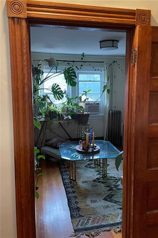 121 Rutherglen Avenue, Providence, RI 02907