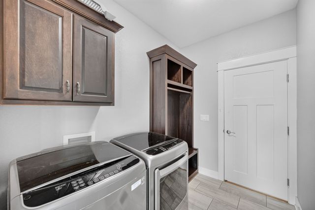 1208 NW 4th Court, Grimes, IA 50111