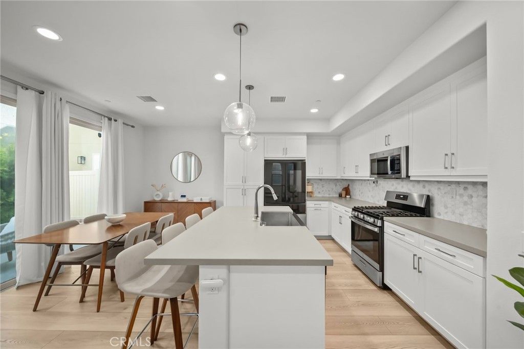 Image 6 of property listing at 16157 Sandpiper Avenue, Chino, CA 91708