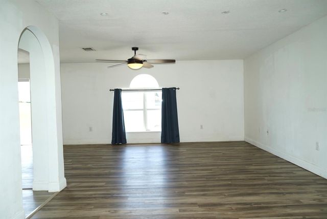 557 MILFORD STREET, Davenport, FL 33897