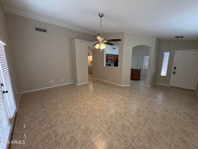 14761 W LUCAS Lane, Surprise, AZ 85374