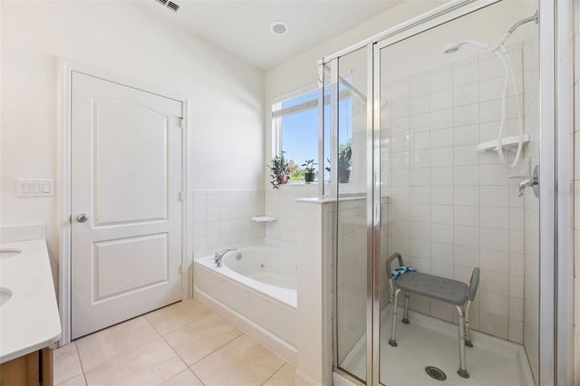3177 BAYOU LANE, Tavares, FL 32778